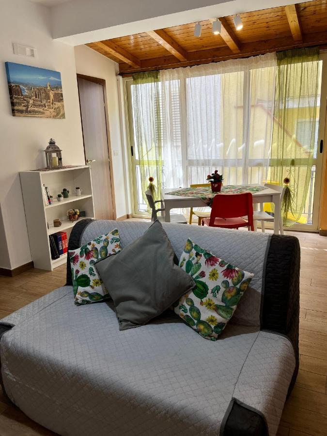 Casa Peppino Apartment Letojanni Ngoại thất bức ảnh