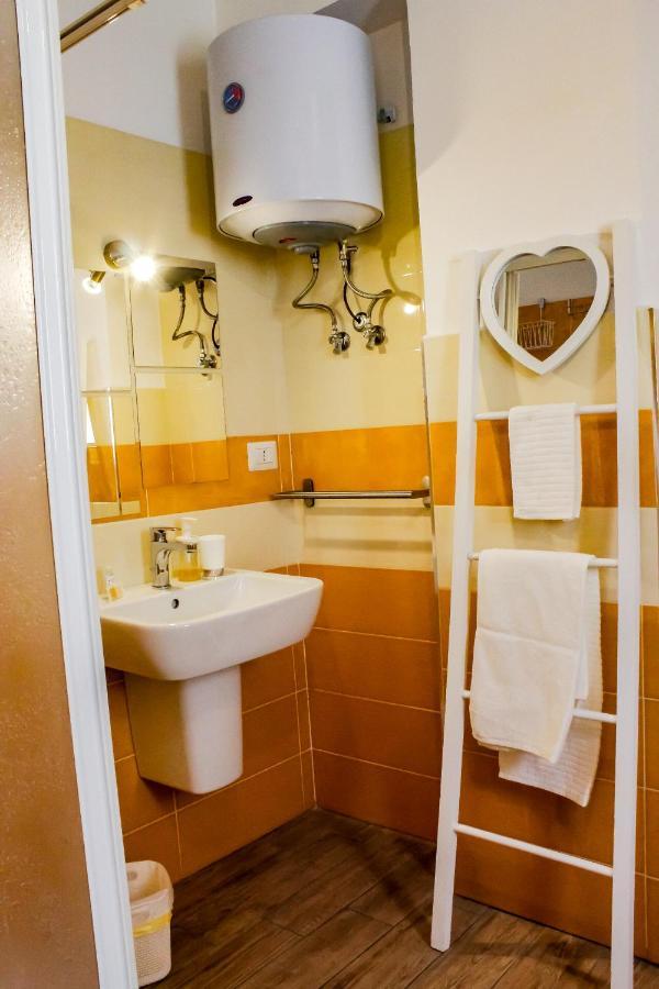 Casa Peppino Apartment Letojanni Ngoại thất bức ảnh