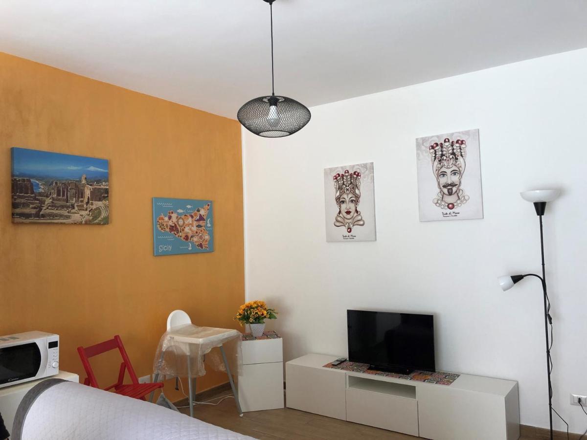Casa Peppino Apartment Letojanni Ngoại thất bức ảnh